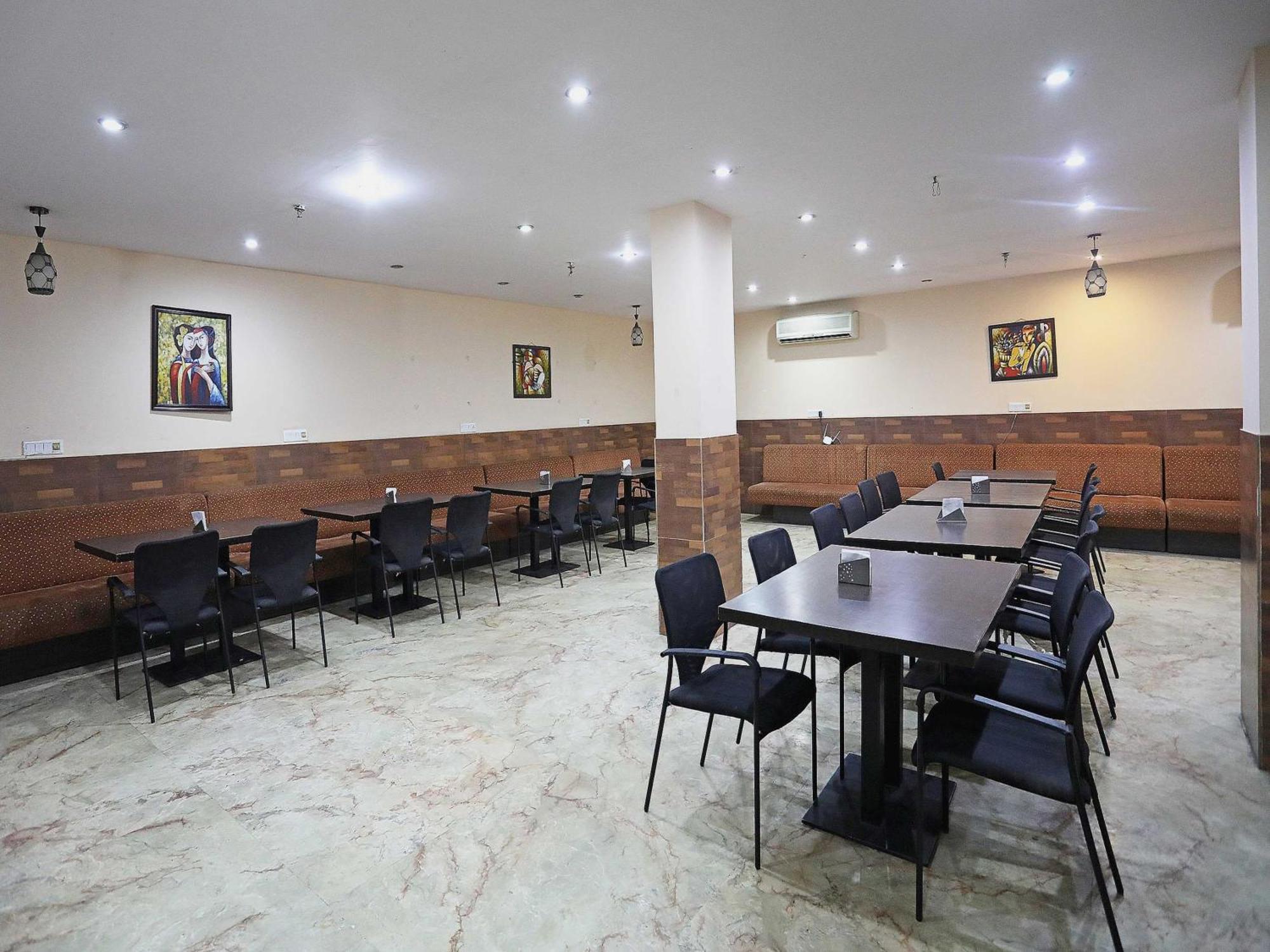Hotel O Vedas Heritage Delhi (National Capital Territory of India) Exterior foto